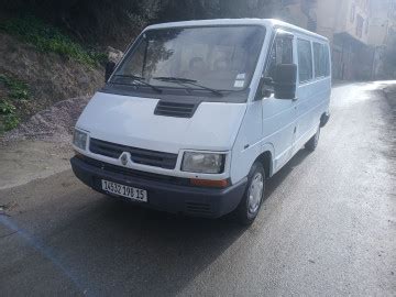 ouedkniss renault trafic r25|R 25 microbus vehicles Algeria .